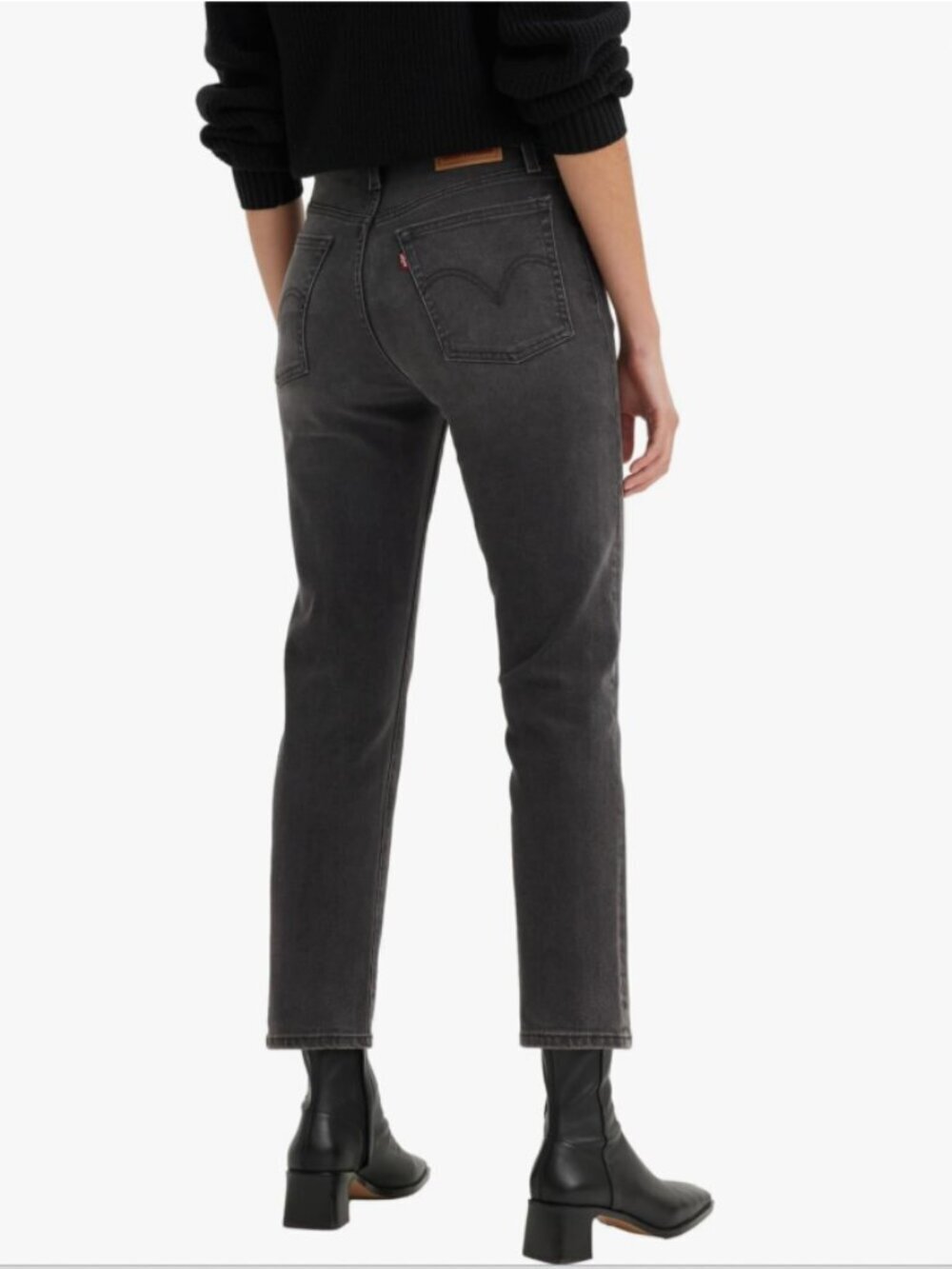 Levi's Wedgie Straight Leg Jeans in Leisure Time Tonight Size 27 Classic Denim - Picture 1 of 16